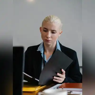 苏杏柏